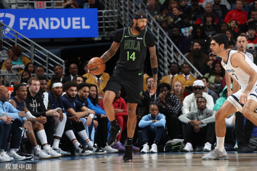 这位备受瞩 这位备受瞩